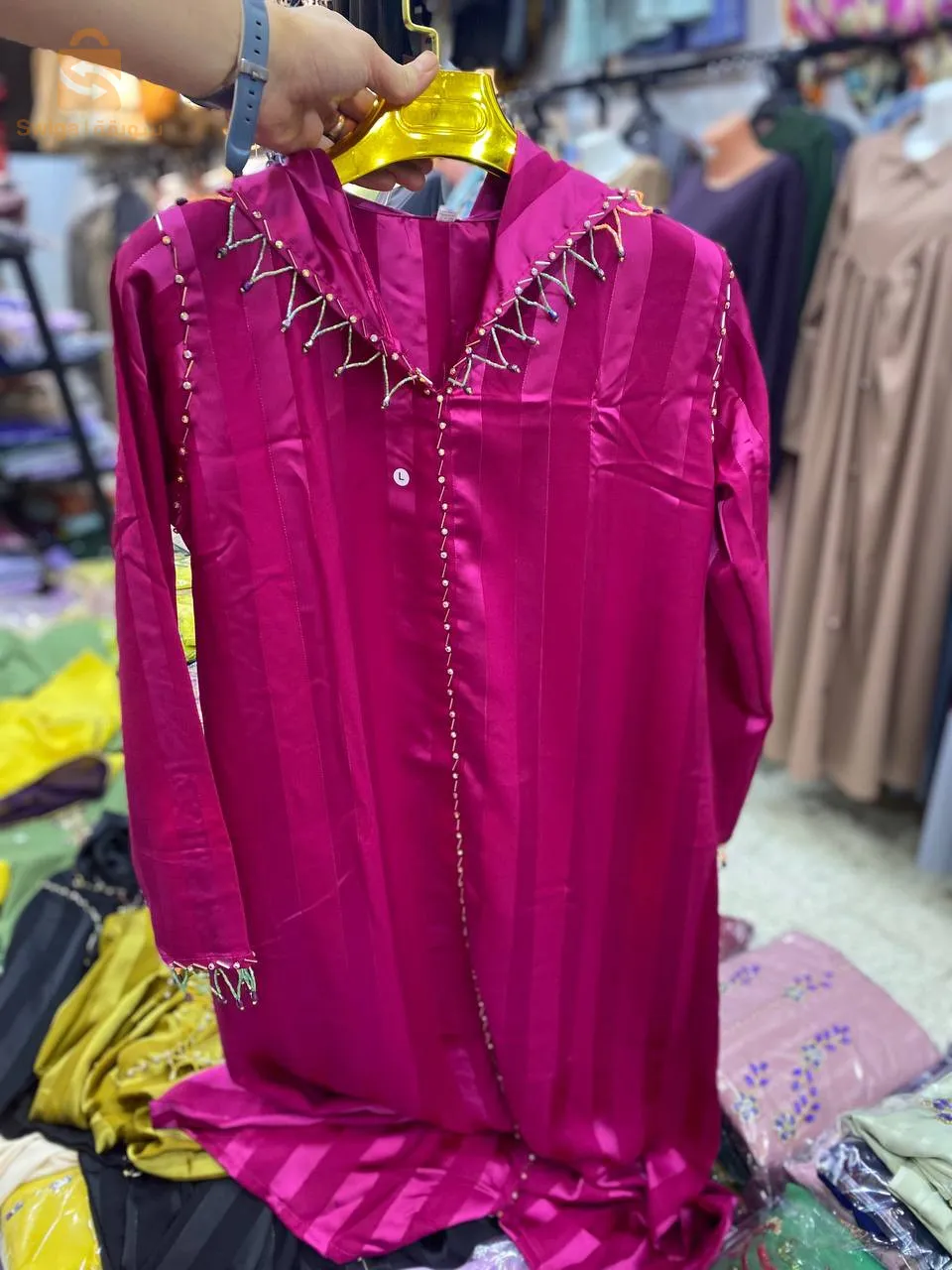 للطلب في الإنستقرام
Instagram: Shop_with_Monica36