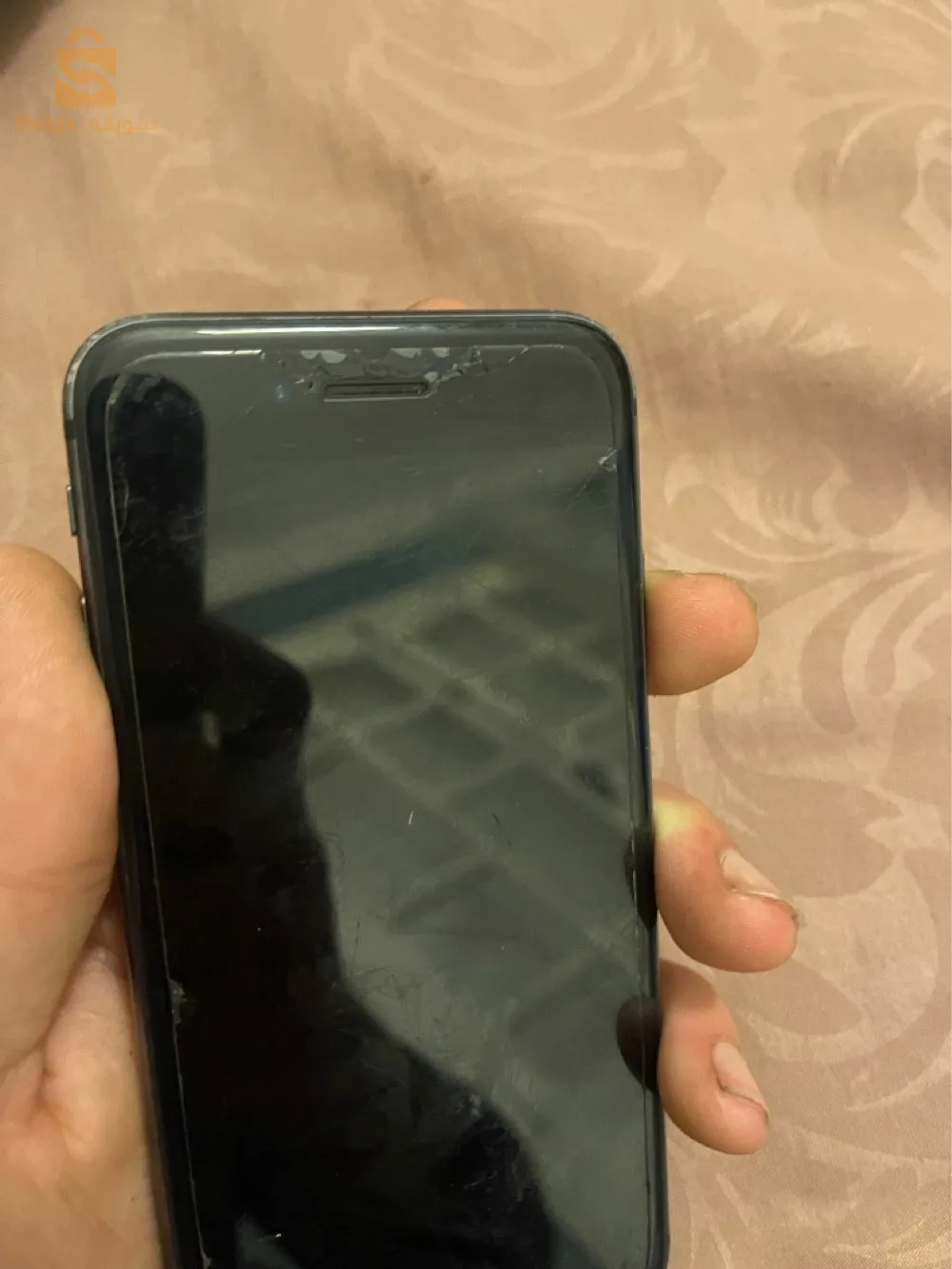 iPhone 8 mdm  batterie 88% stockage 64 téléphone mdif kalch original