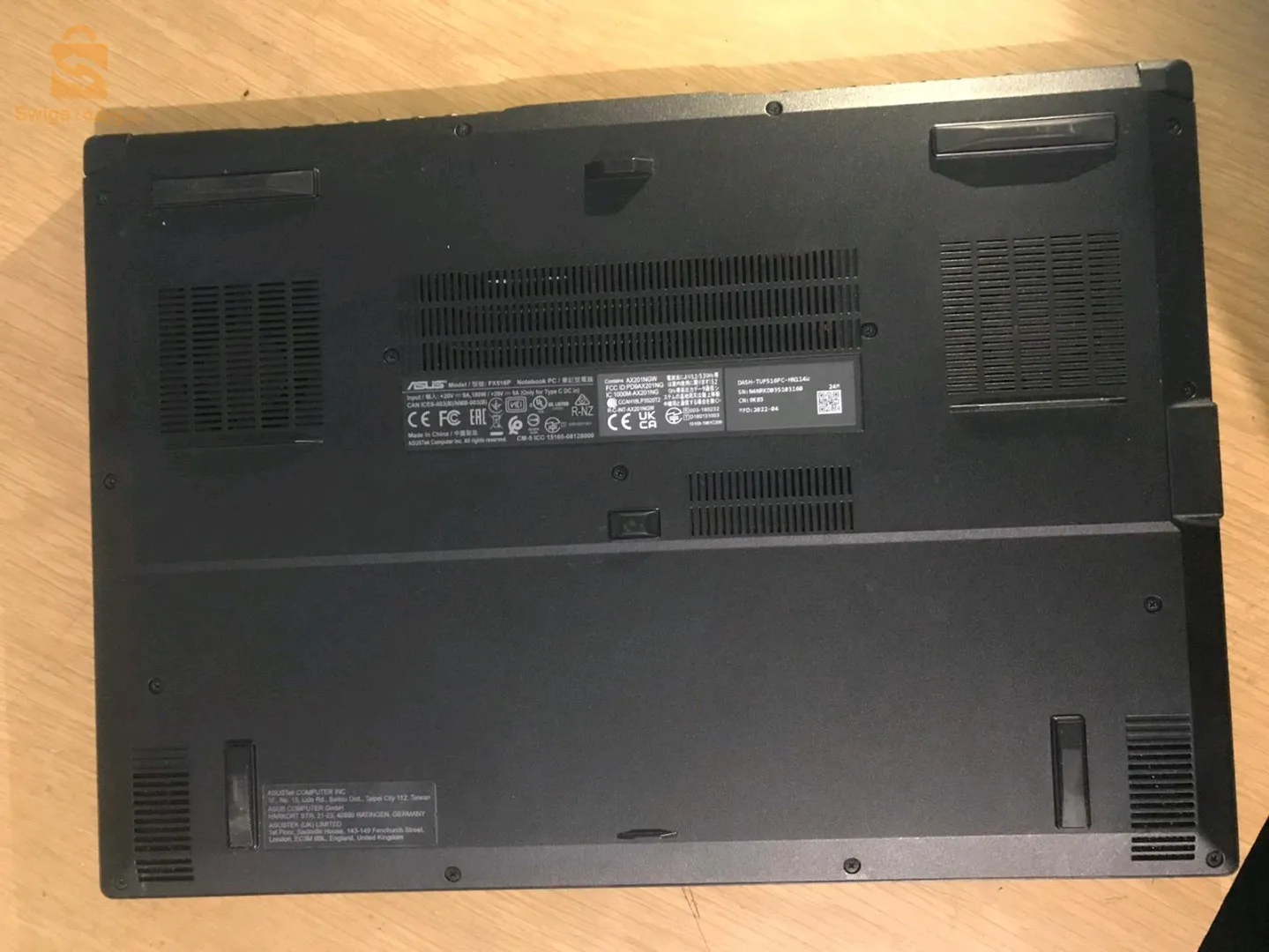 asus حالة ممتازة