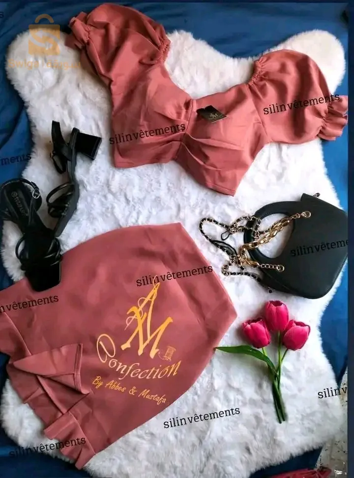 ملابس نسائية