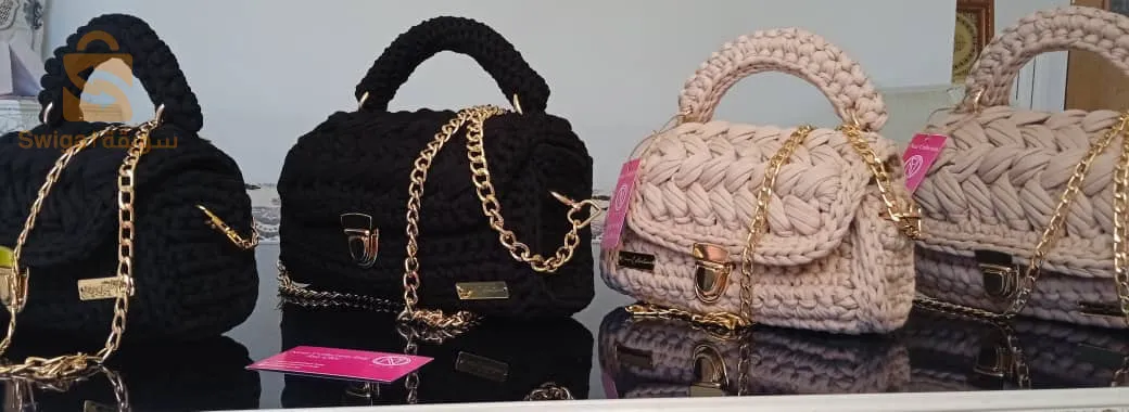 sac a crochet très chic 
numéro 0552399413