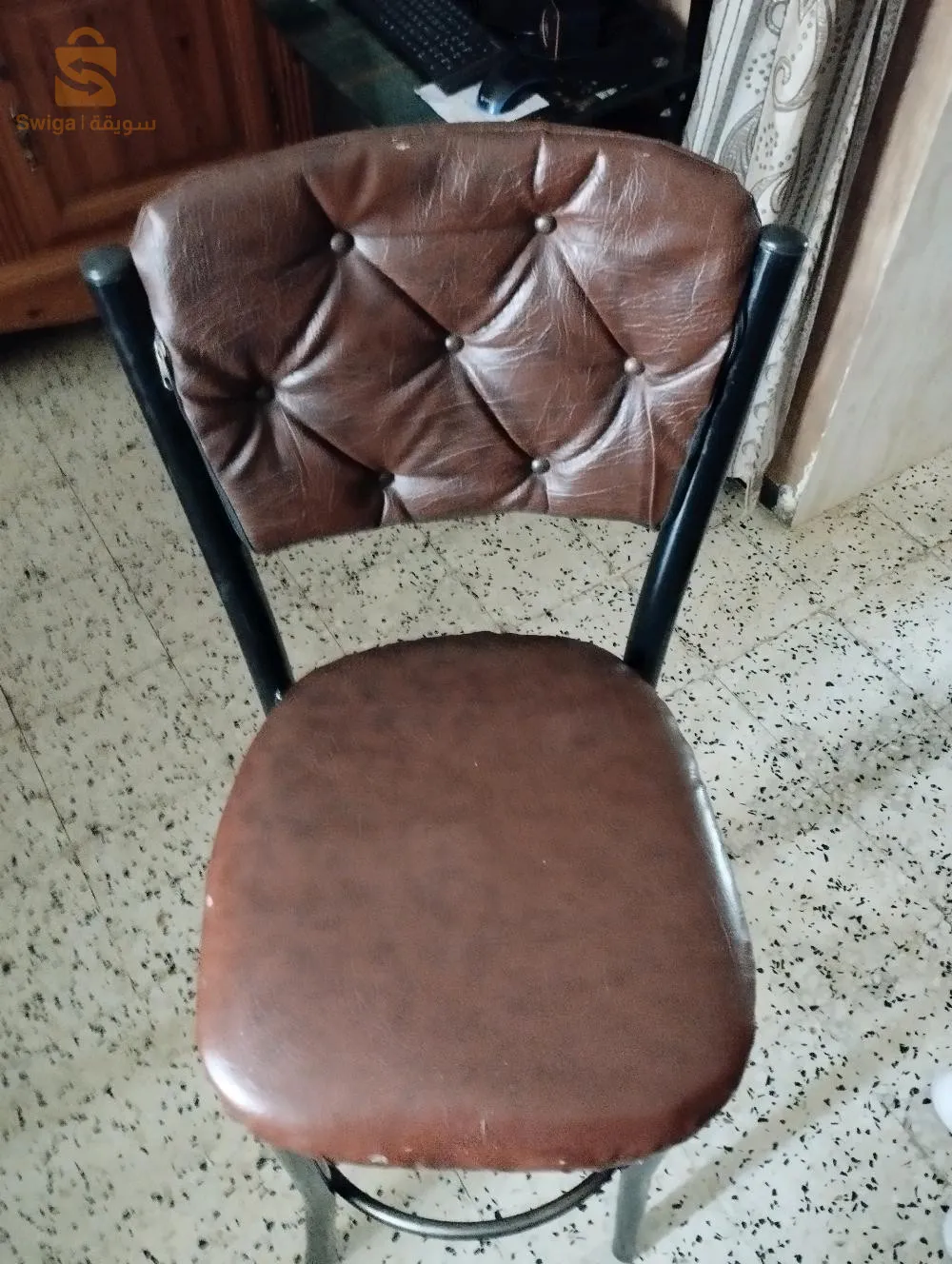 كرسي طويل