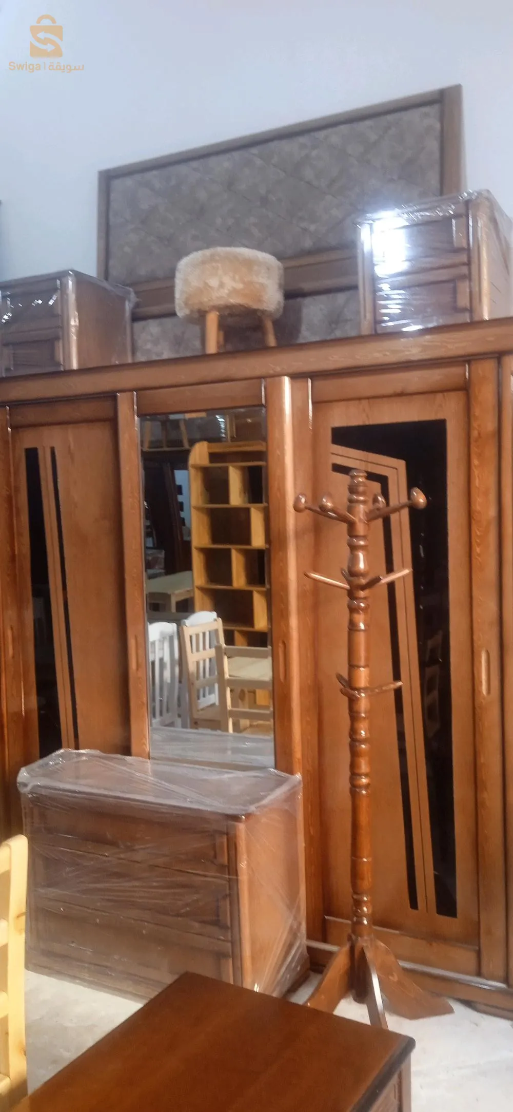 بيع اثاث منزيلي بالجملة وتجزءة