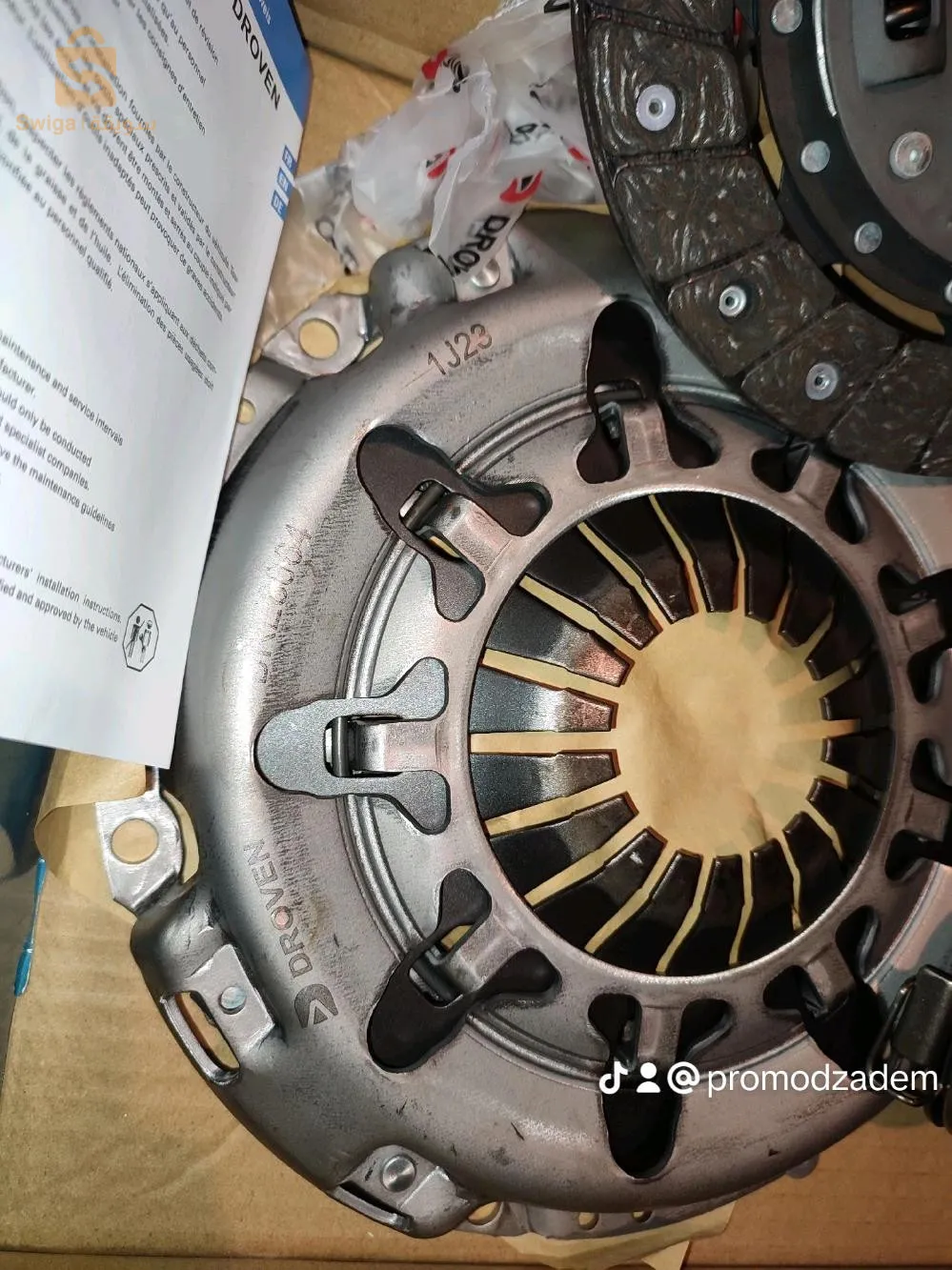 💣Kit embrayage disc Plato buty 
💣Peugeot Citroën 107 c1 Toyota aygo
💣1.0 essence 
💣Droven mad in France 🇲🇫
☎️0560593005☎️
Prix imbattables ❤️💲13500da 
العاصمة خرايسية