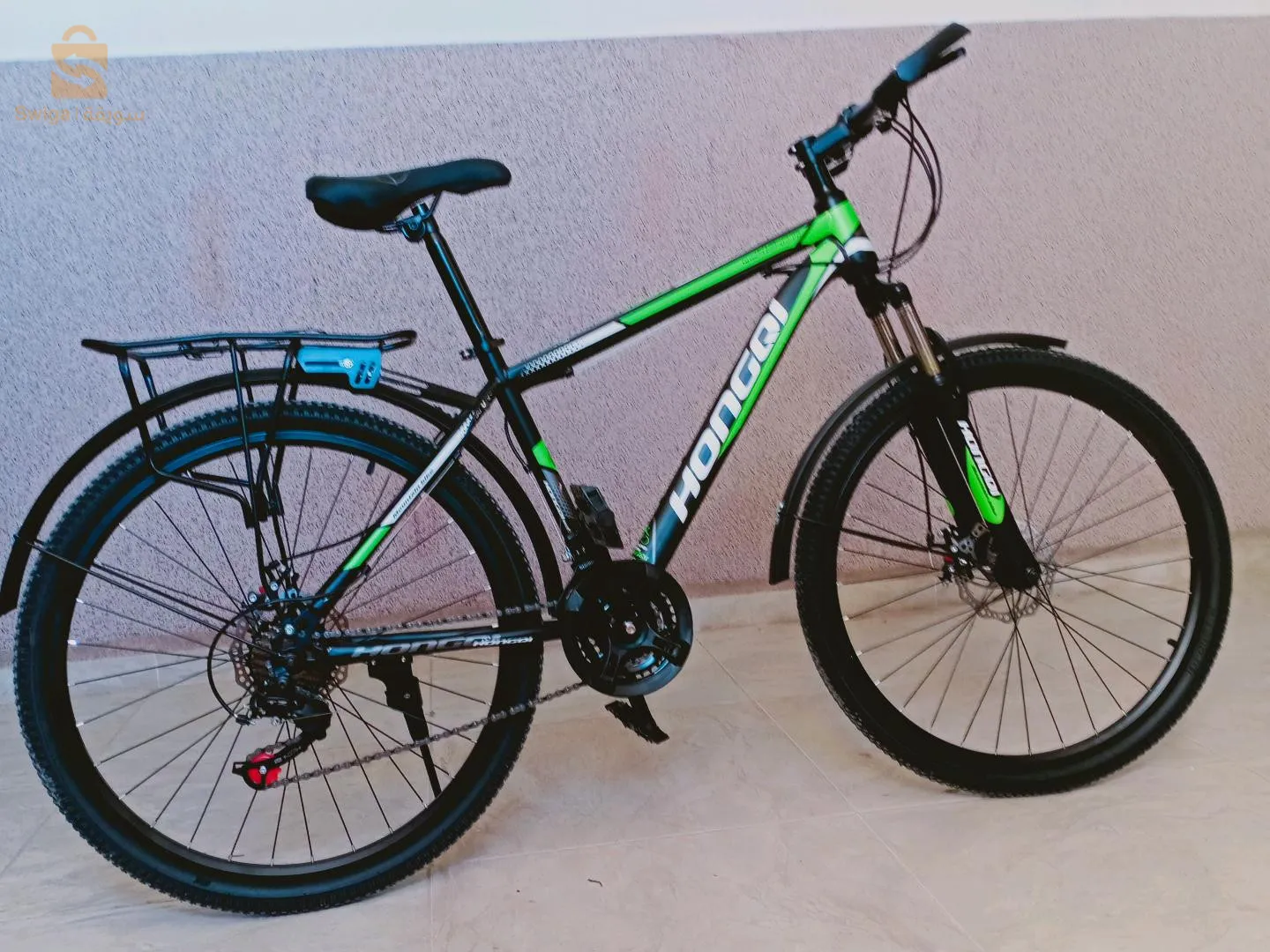 Vélo neuf( دراجة هوائية غير مستعملة)