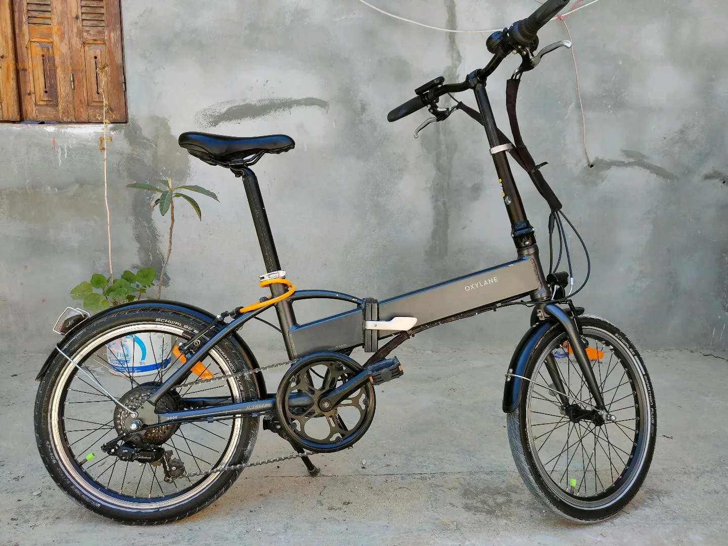 vélo électrique pliable Btwin