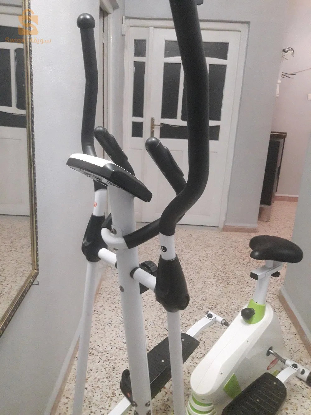 vélo d'appartement ,Elliptique, orbitrak 
دراجة رياضة حجم كبير