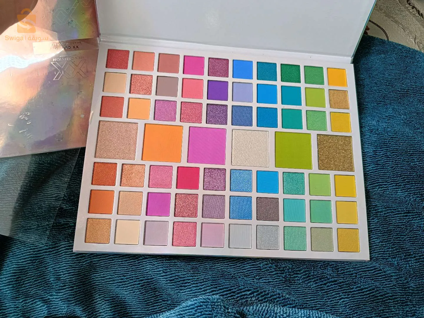 Palette révolution Xxcloud original حابطة كابة