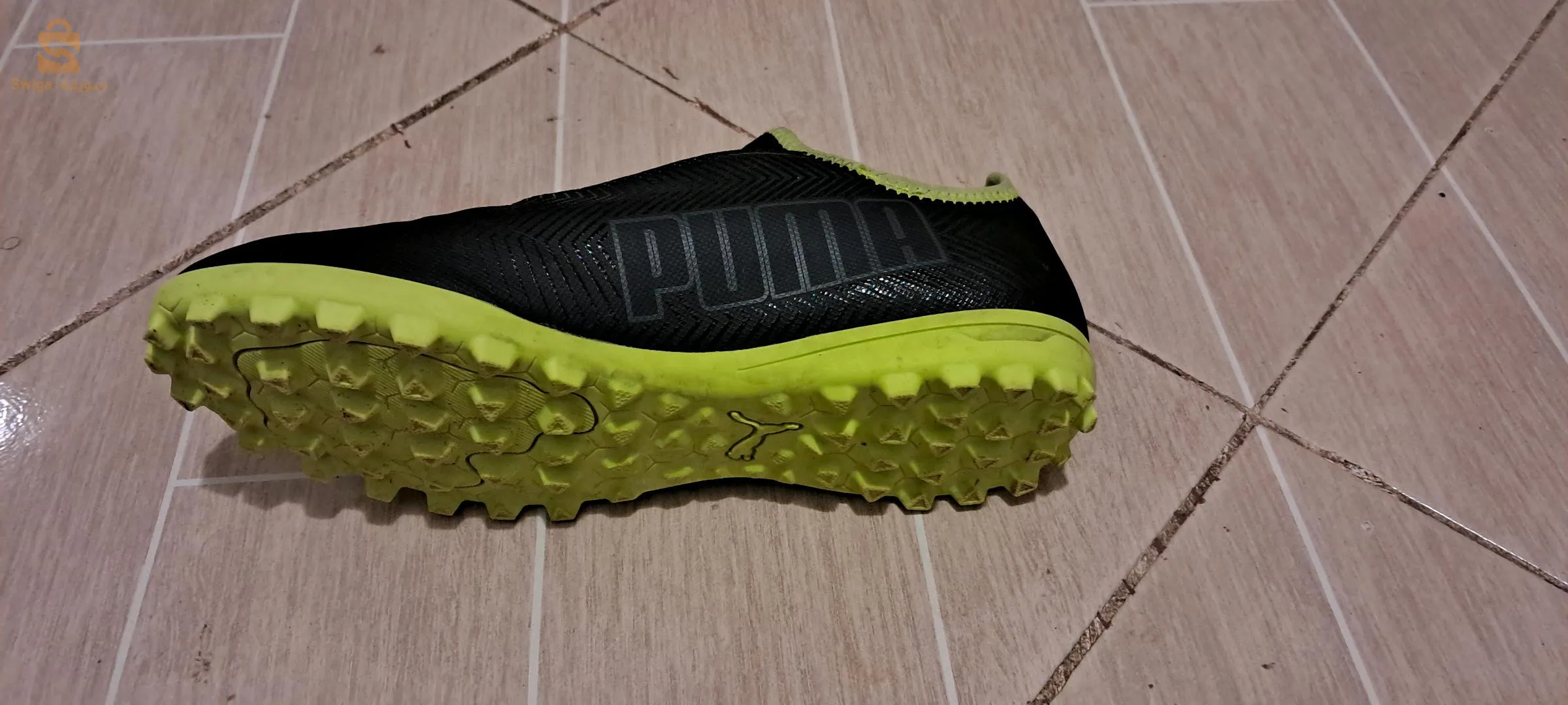 chaussures de foot PUMA originales