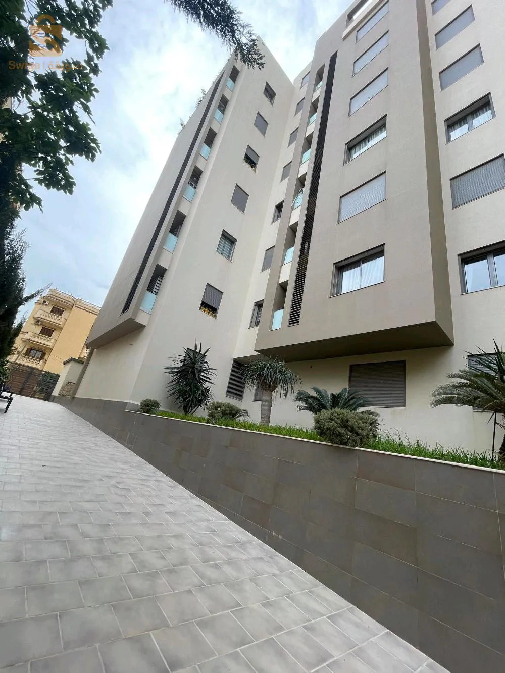 vendre appartement F3 à vieux Ain naadja 89 mètre carré 
d'ans une promotion immobilière