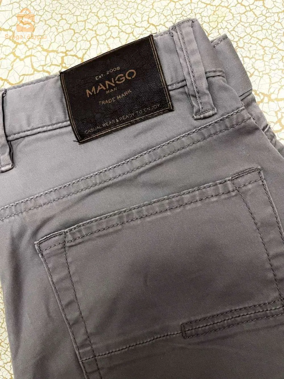 pontalon Mango original taille 29 Sghir.