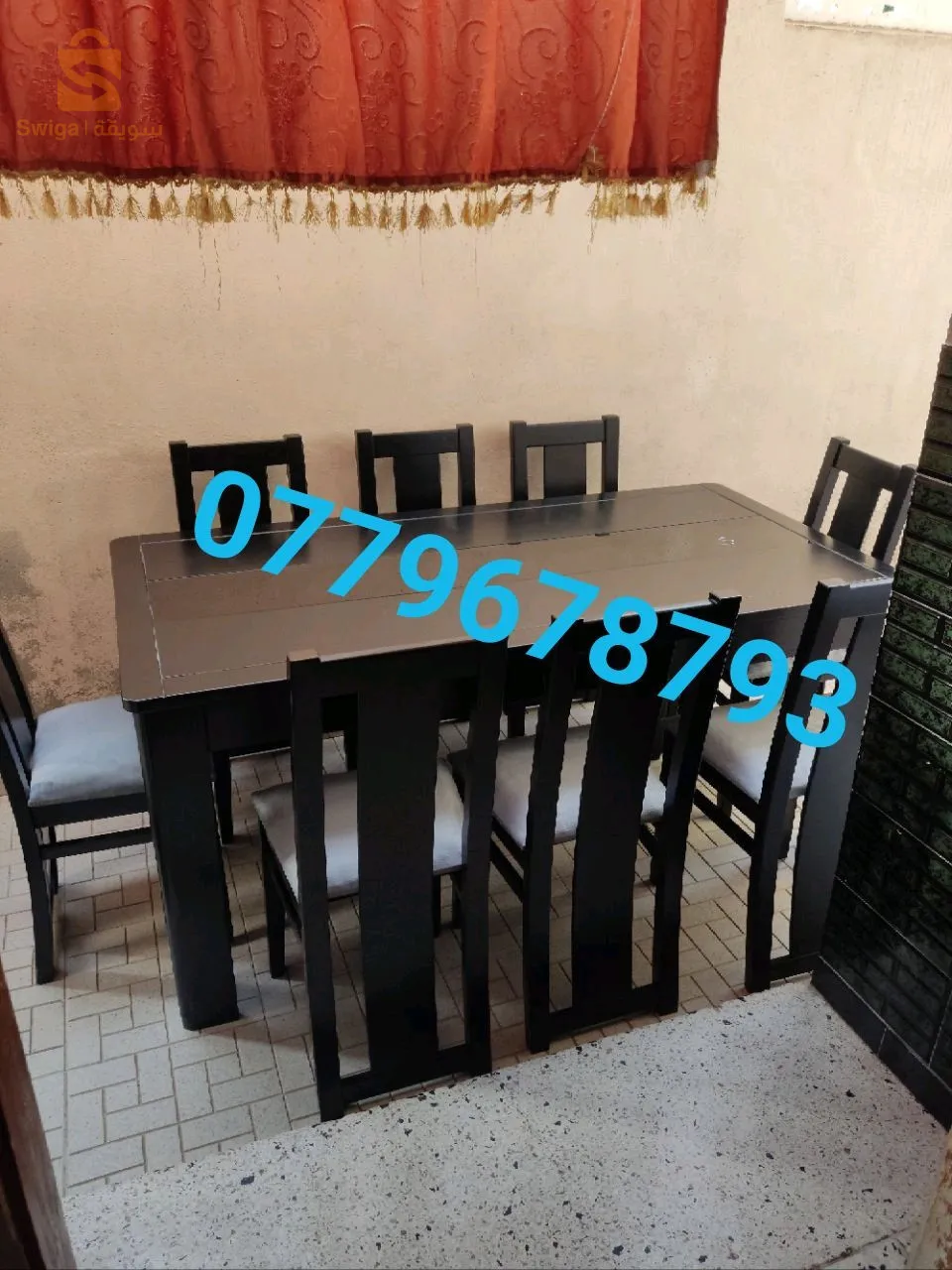 Table salle à manger 8 chaises être produit local En bois hêtre  🤩🤩