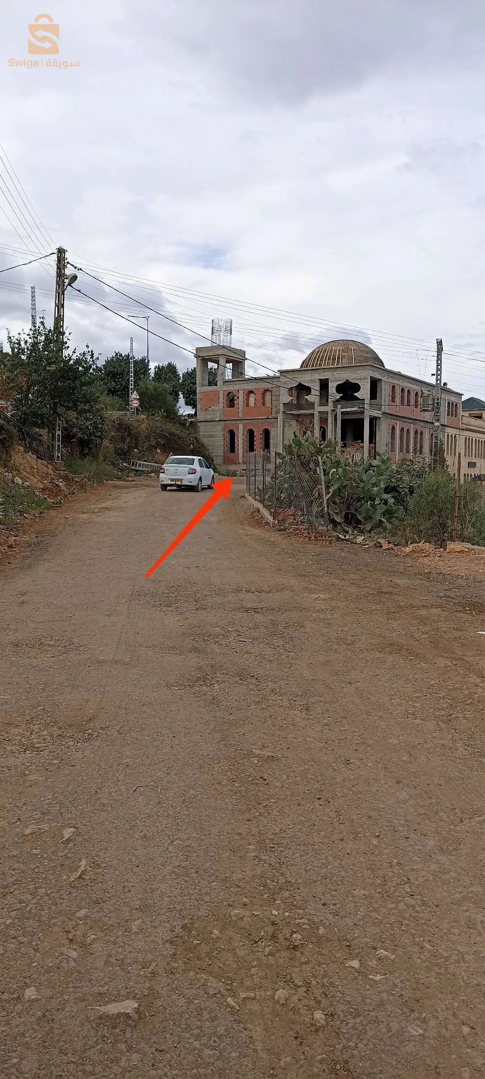 terrain à vendre 300m2 +plateforme