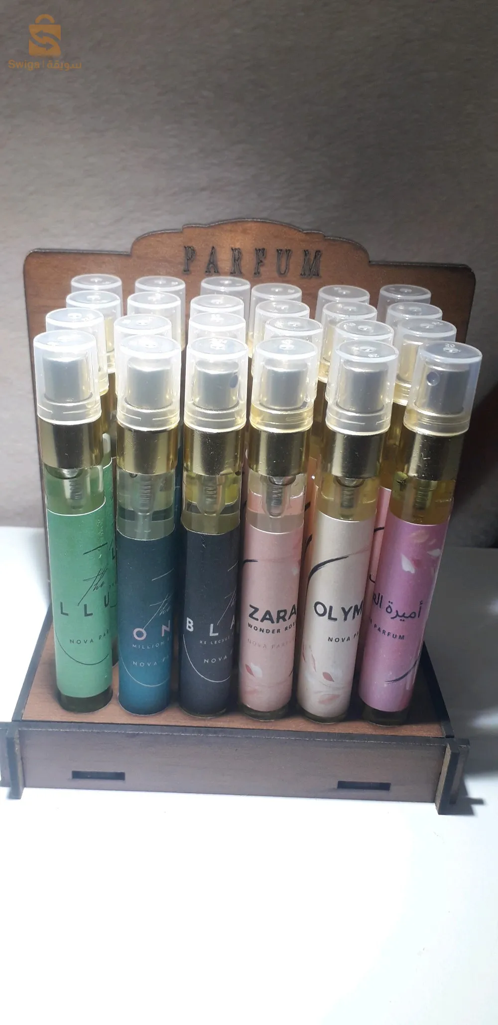 عطور زيتية مركزة نسائية و رجالية مرحبا بالجميع