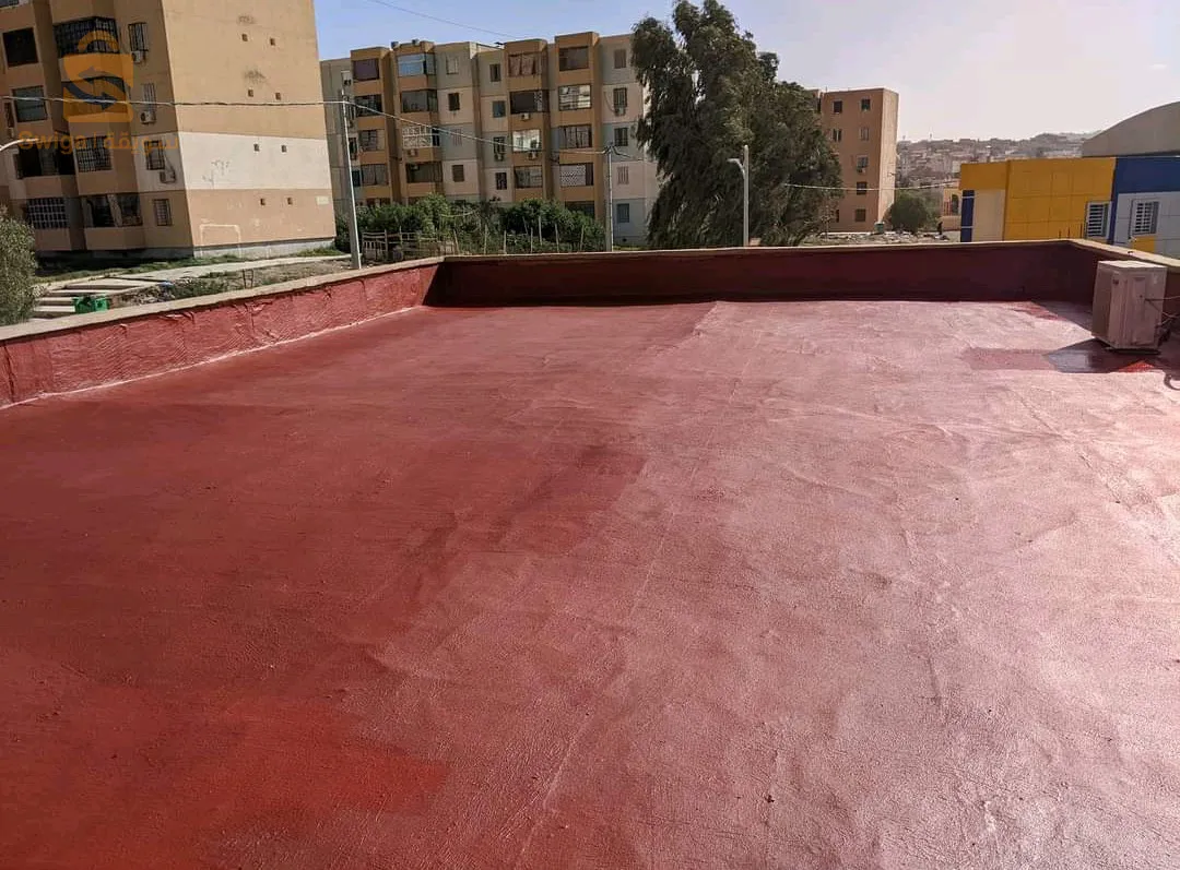 عزل أسطح من ماء
