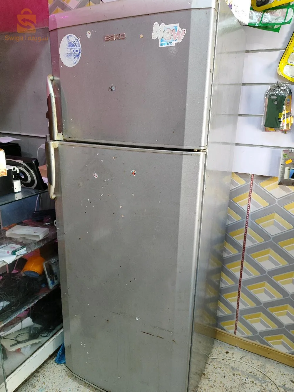ثلاجة من نوع beko   ثلاثة ملاين و متين الف