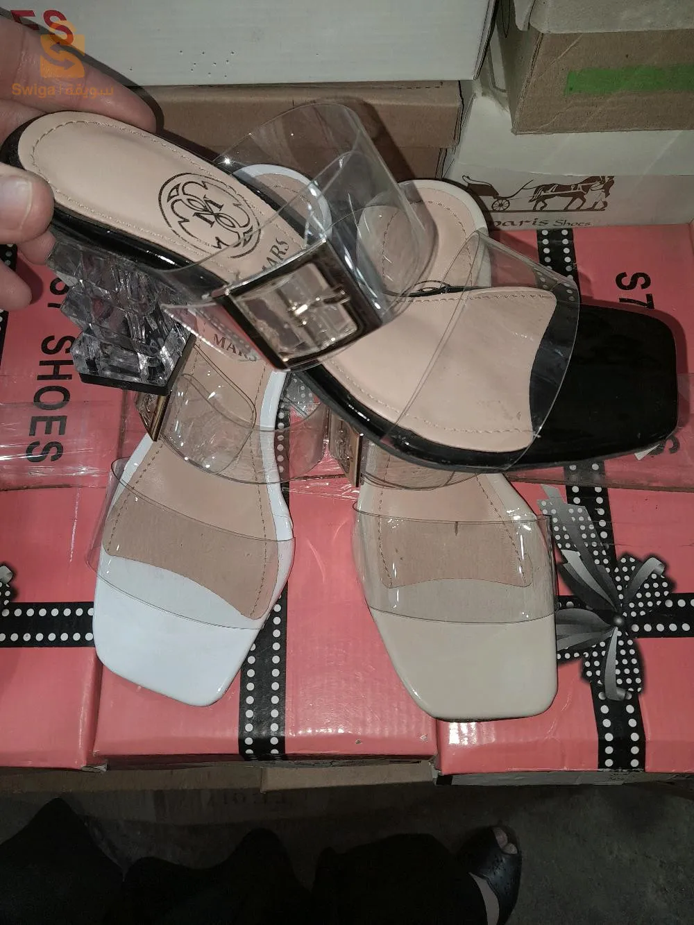 belle paire de chaussures