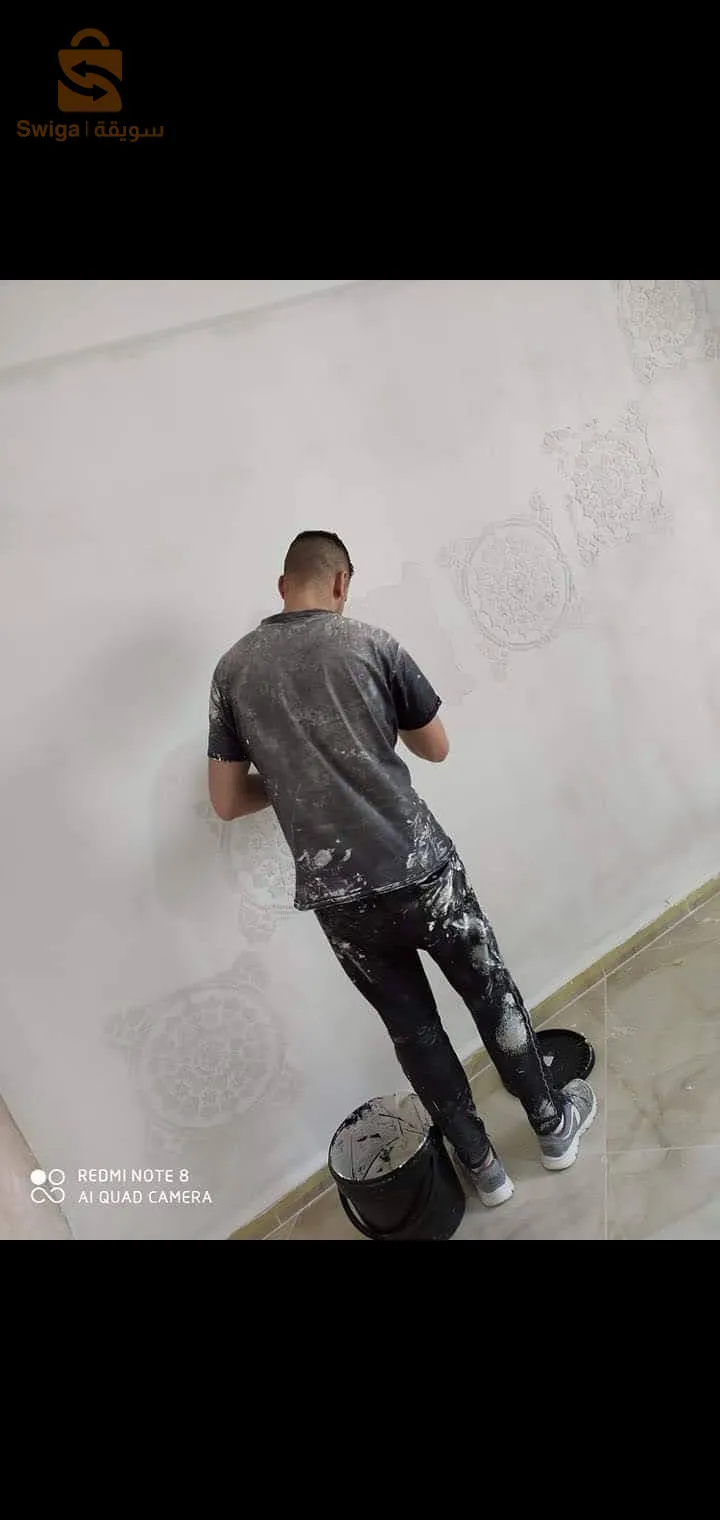 طلاء وديكورات عصرية بخدمة متقونة المهتم يتصل علا 0795595912 المكان سطيف