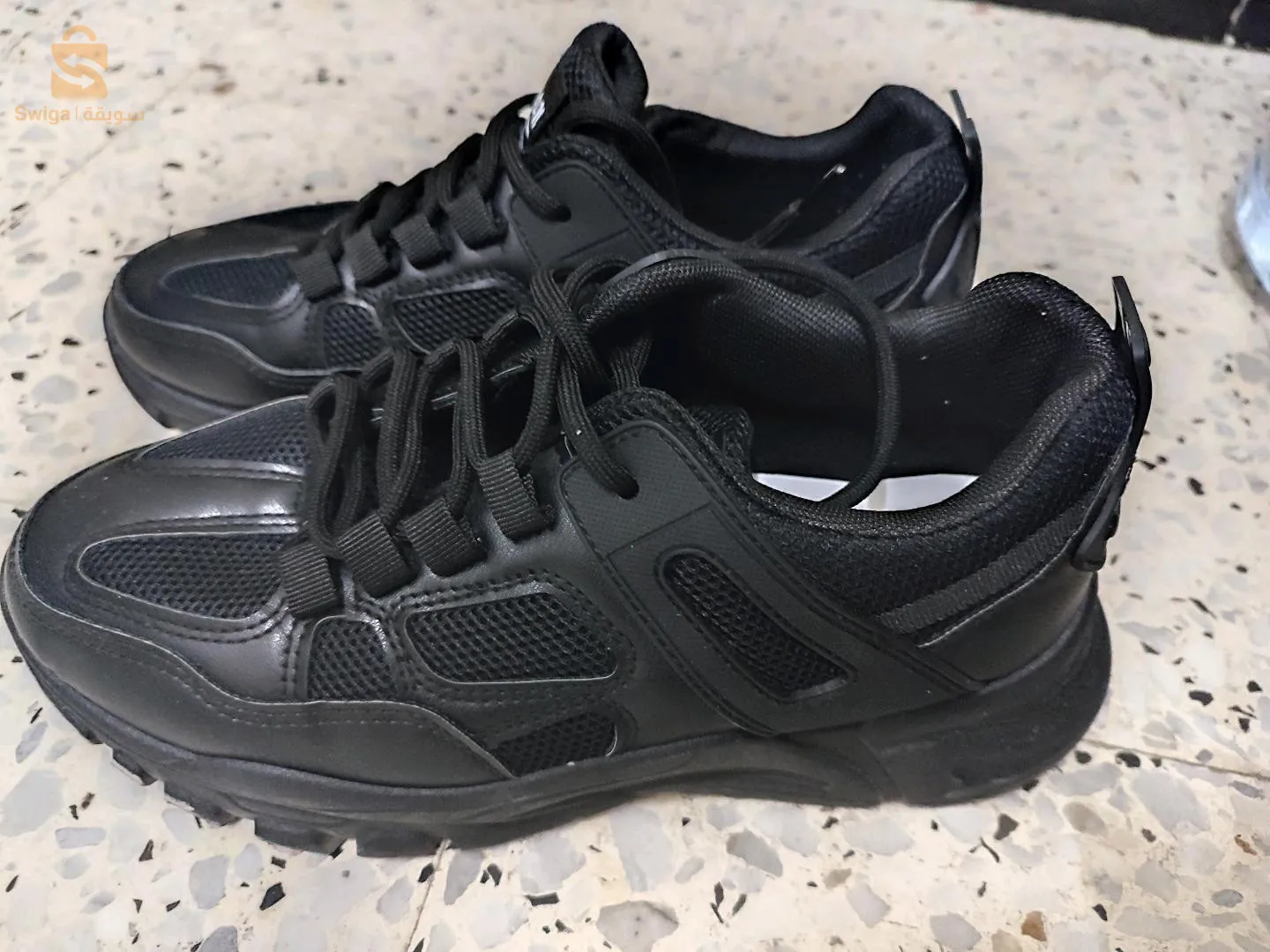 حذاء رجالي رياضي 
باسكات 
ترينينڨ