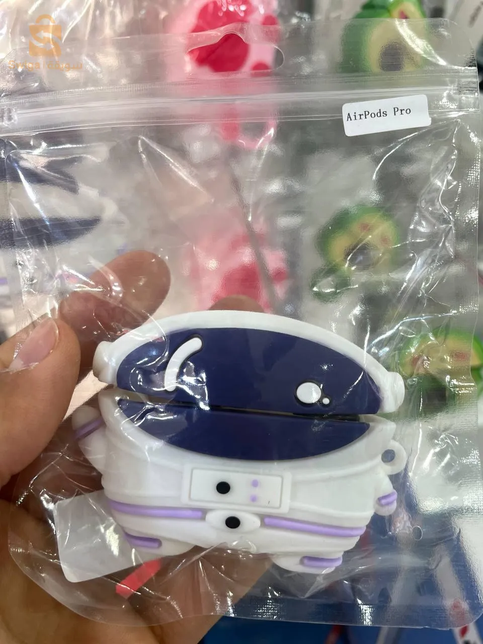 Airpods pro + pochettes gratuit