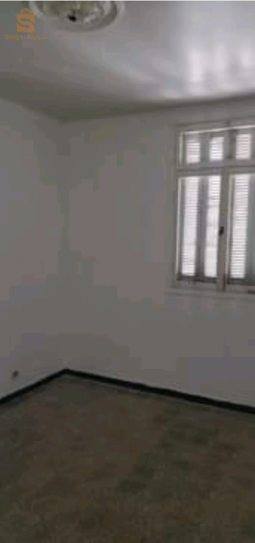 un f3 à vendre situé à cité elhayet gue de Constantine 
كلش قدامك (جامع . بريمار. سيام.ليسي. وسائل النقل .ميترو )