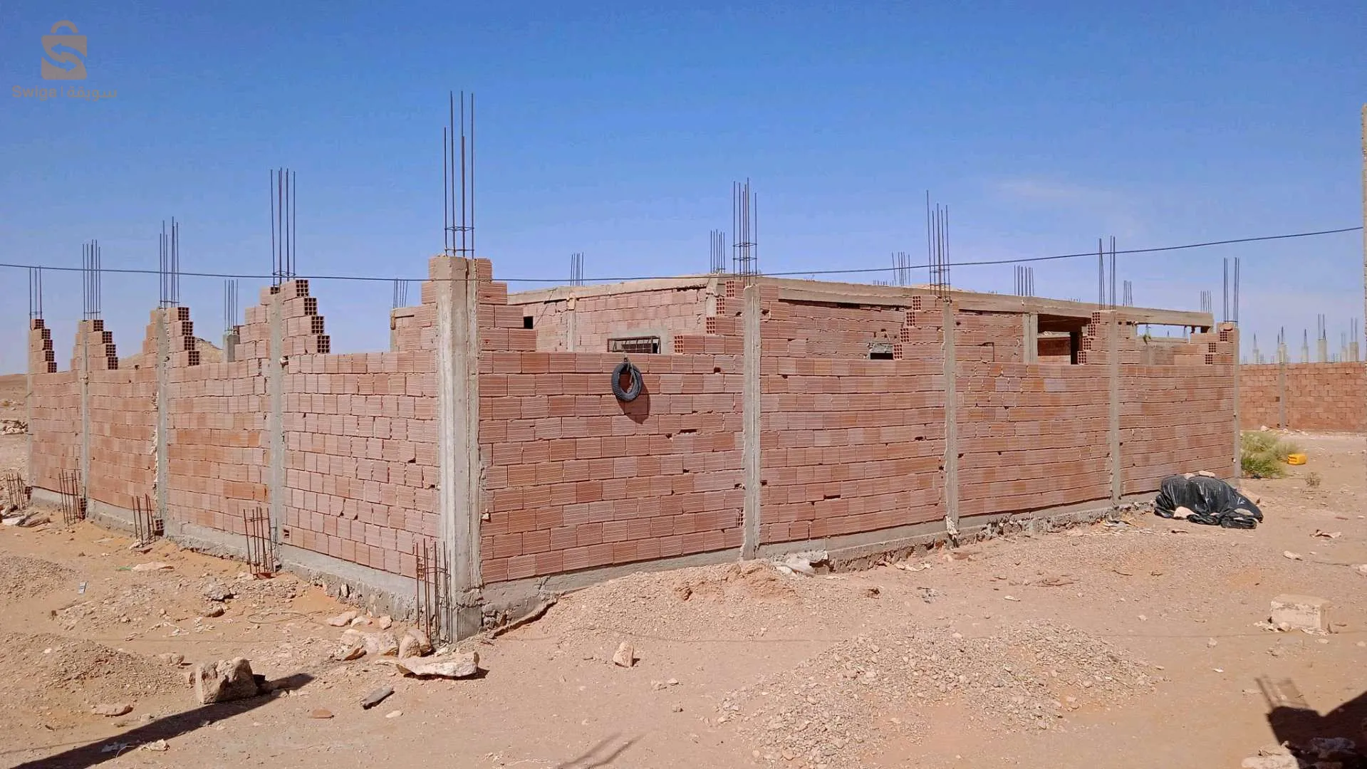 منزل بمساحة 250متر ..100مخدومة و150انتوراج