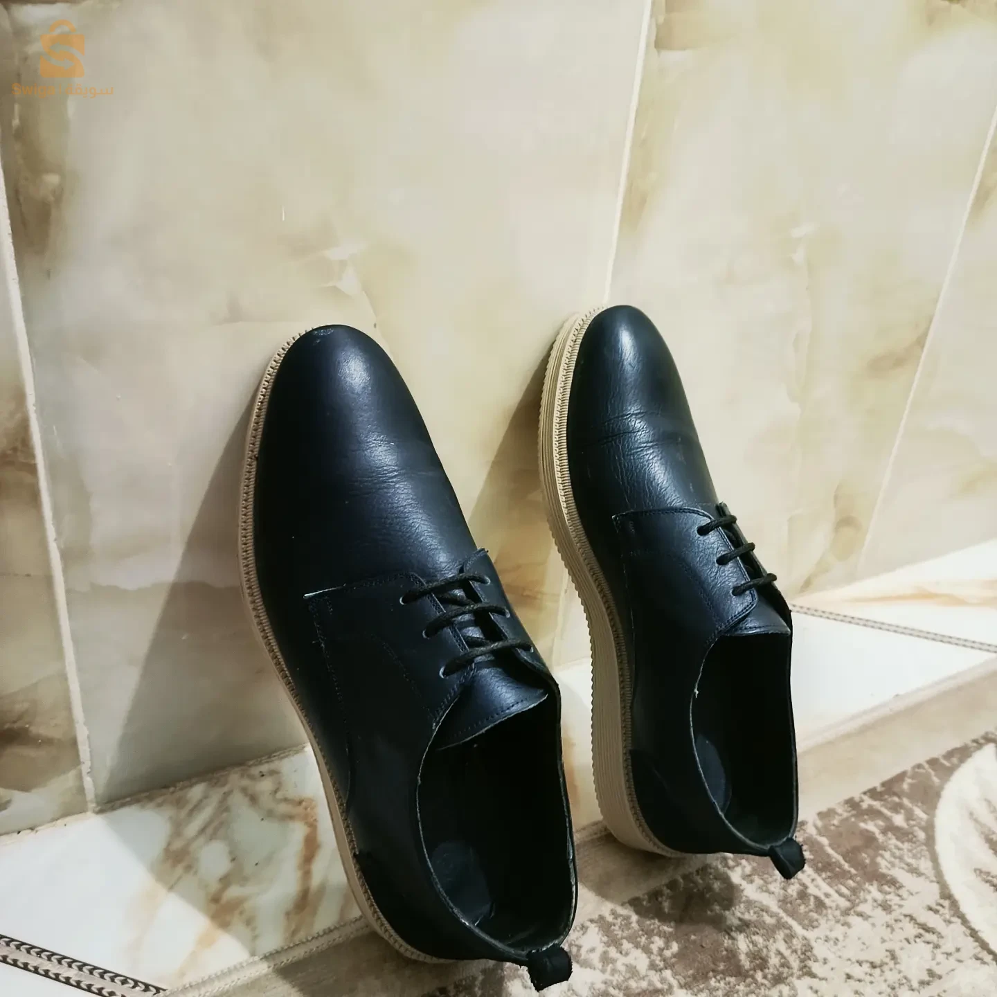 حذاء poweell عصري خاص بالالبسة الكلاسيكة والعصرية