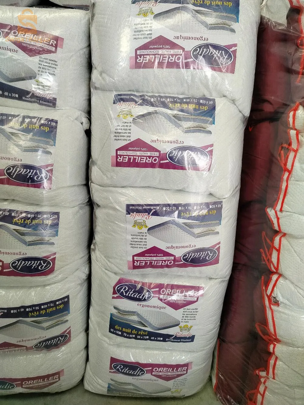 وسادات للنوم الهنيء والمريح