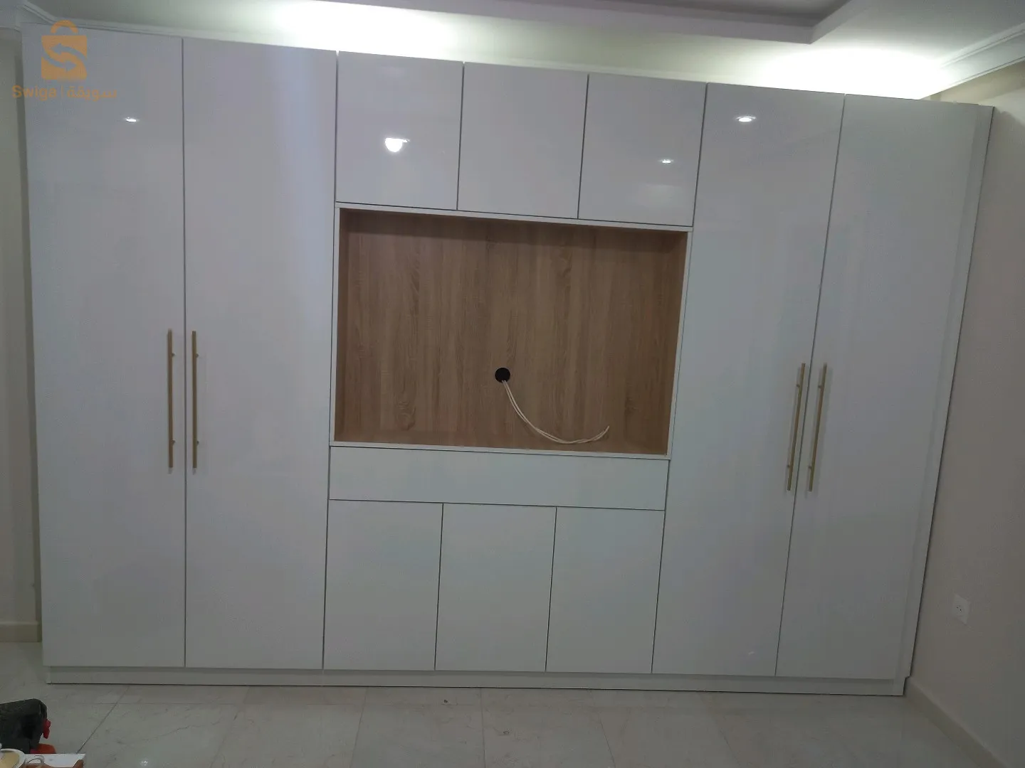 صناعة المطابخ و الغرف العصرية حسب الطلب