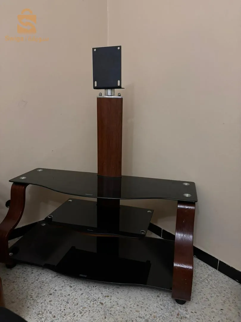 طاولت تلفاز