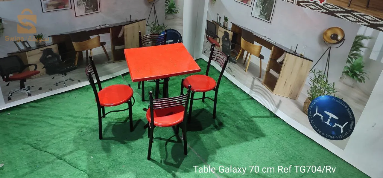 طاولات خشبية غلاكسي