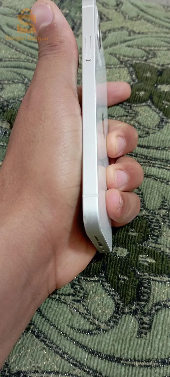 ايفون 12 ايكلود كلين نظيف جدا للبيع حاجة نقية بزاف
 نسبة البطاريه 89%
التخزين 64gb
اللون ابيض 
المهتم يتصل 0696248159