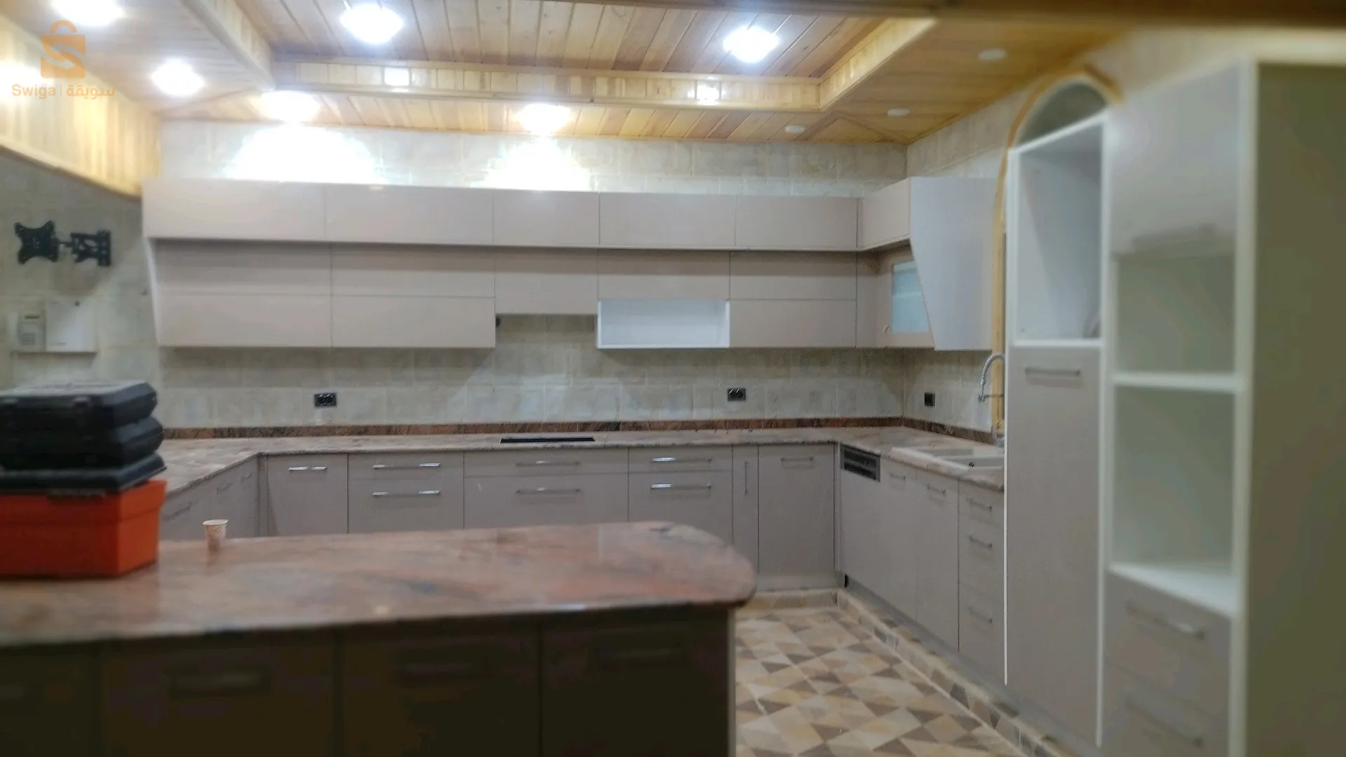 مطابخ عصرية حسب الطلب