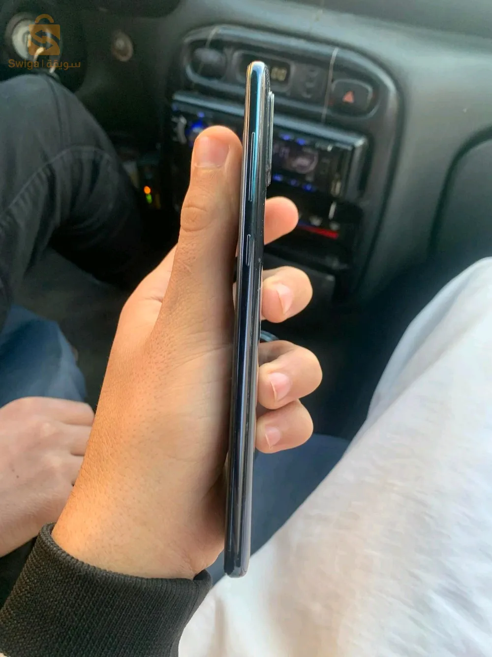 Samsung a70s 
Ram 8
Stokag 128
0551617313