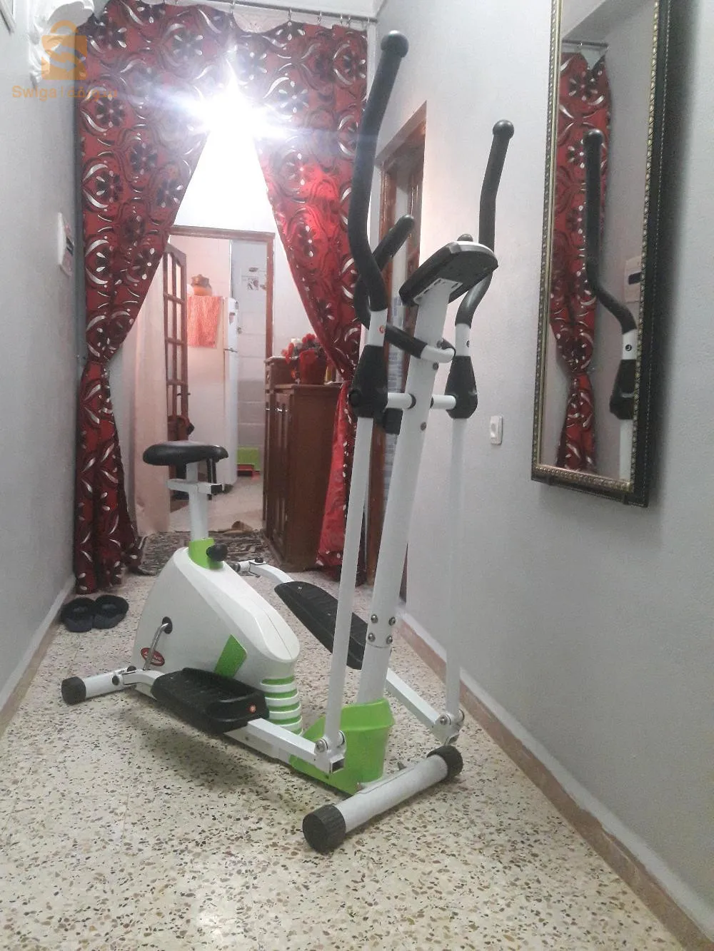 vélo d'appartement ,Elliptique, orbitrak 
دراجة رياضة حجم كبير