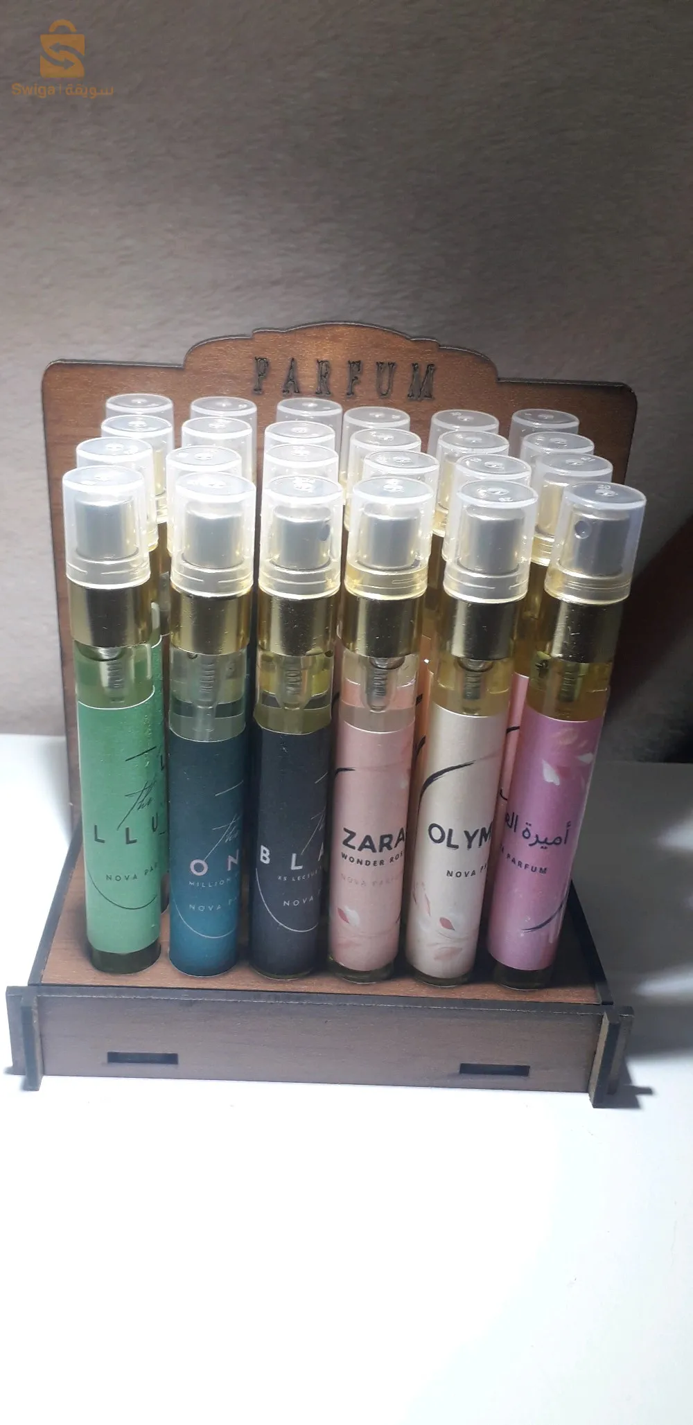 عطور زيتية مركزة نسائية و رجالية مرحبا بالجميع