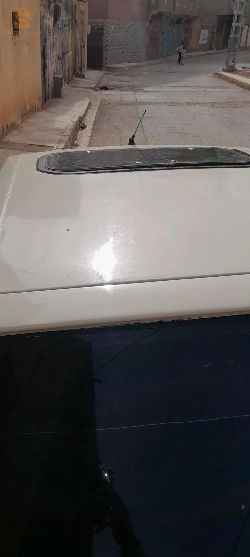 205 جنيور