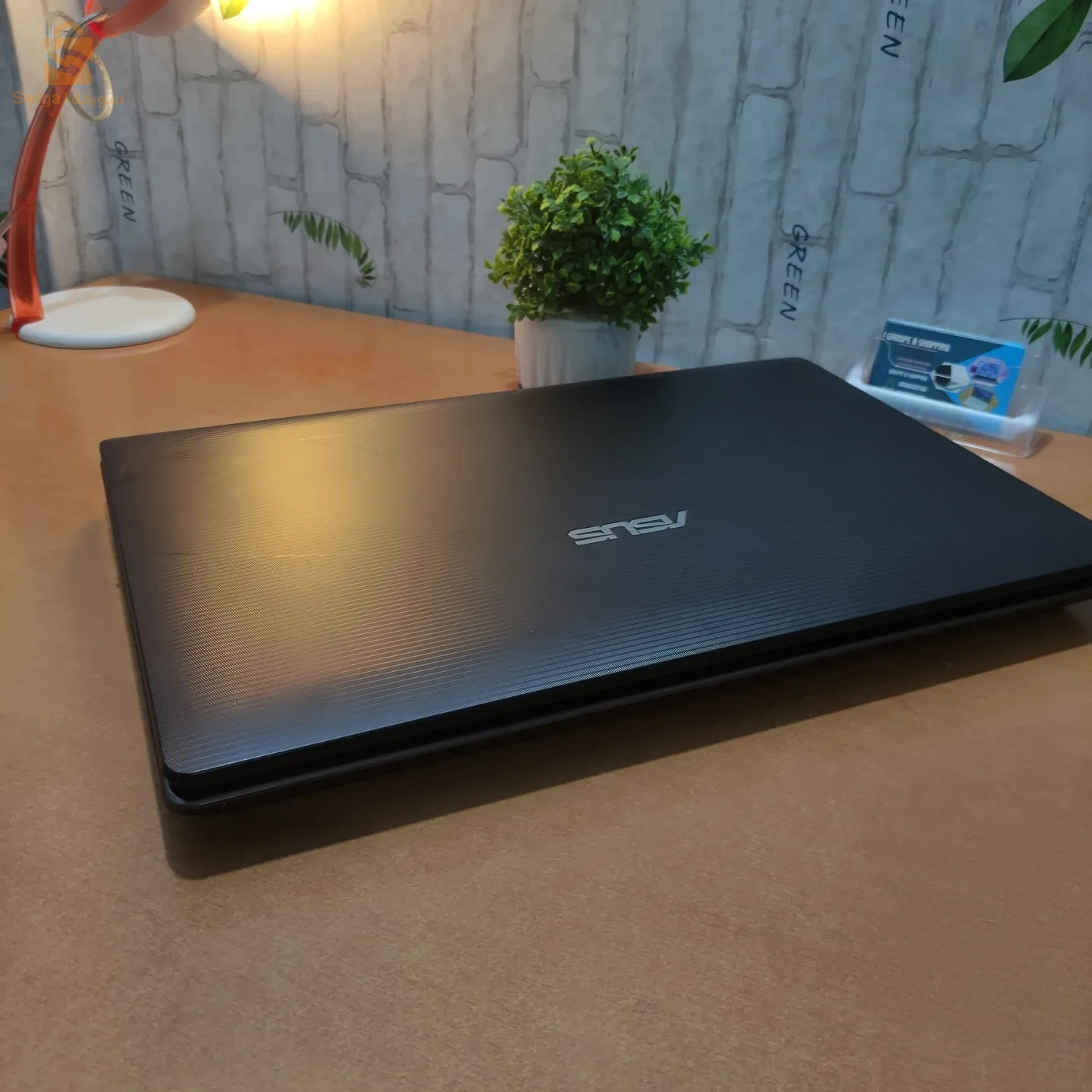 حاسوب asus