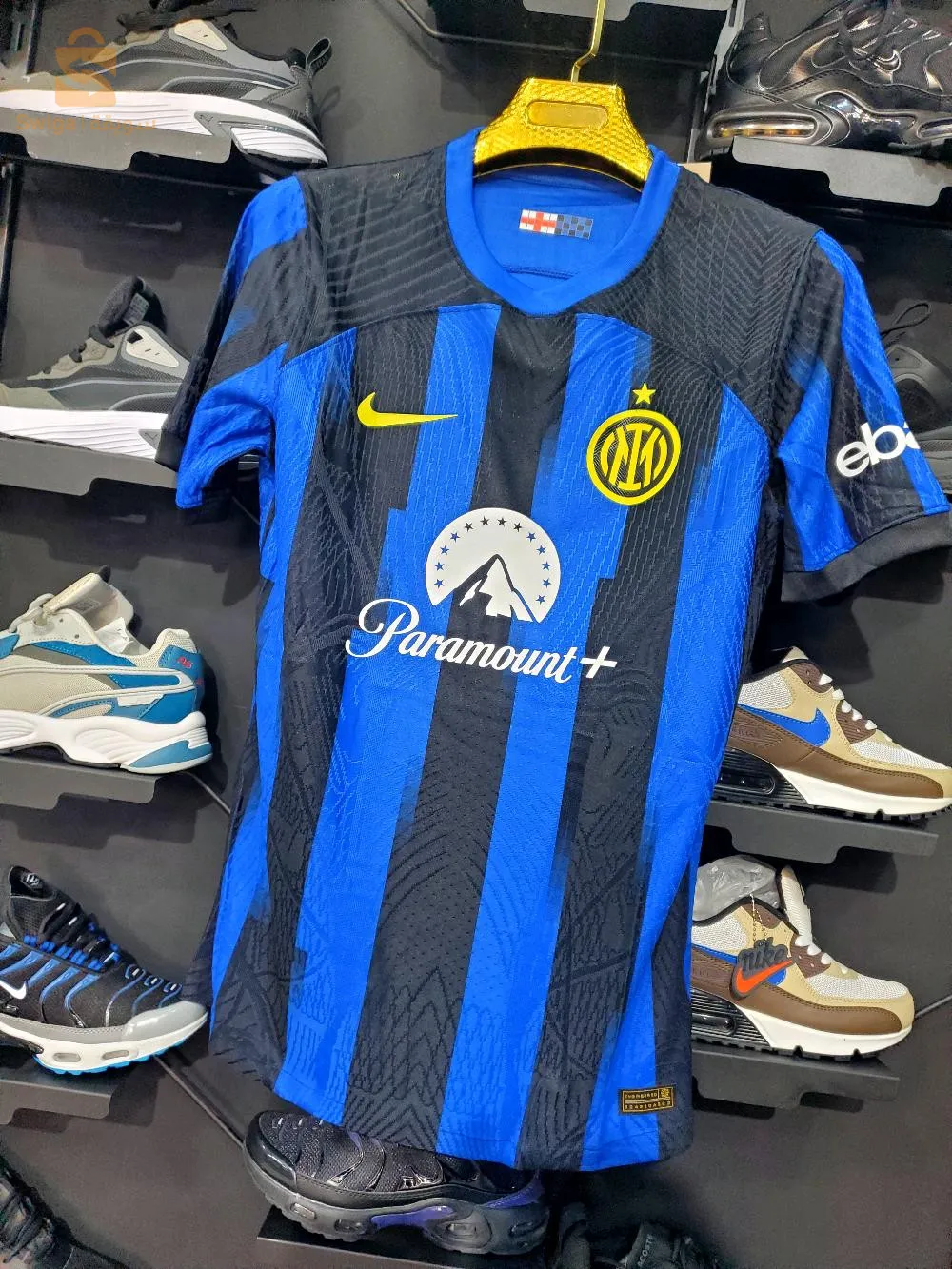 قميص الانتر