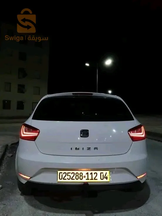 Ibiza fully avec toit ouvrant 2012 ww