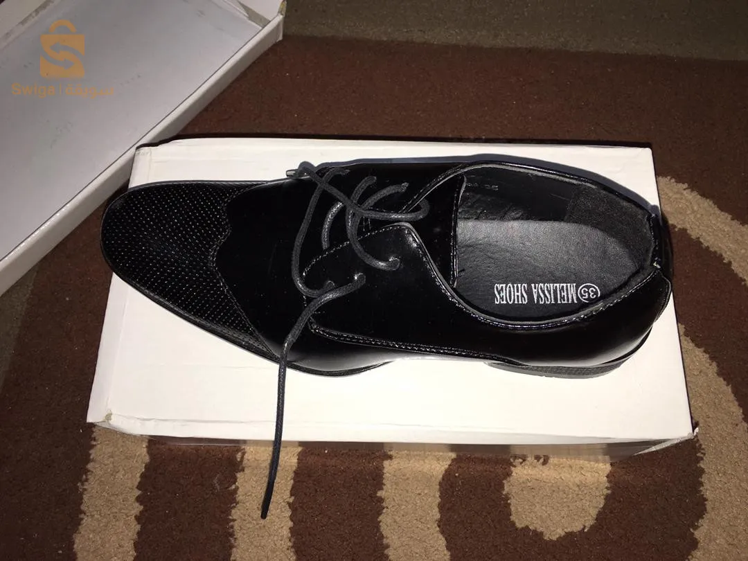 costume homme 10 ans 
+ chaussure classique homme 
pointure35