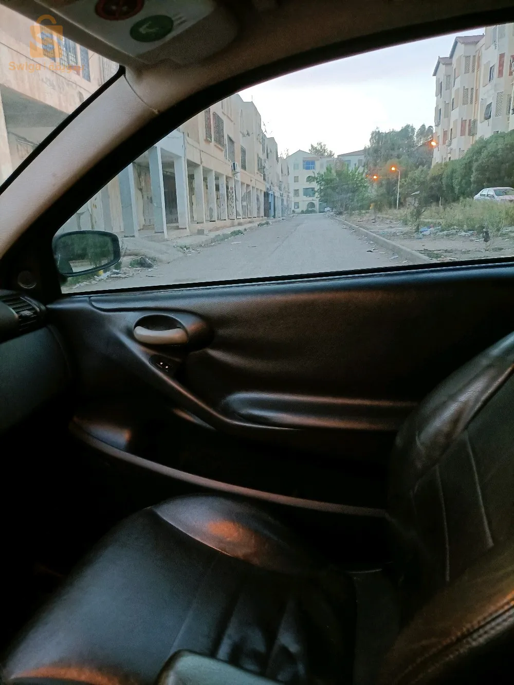 بيع سيارة فئات ستلوا