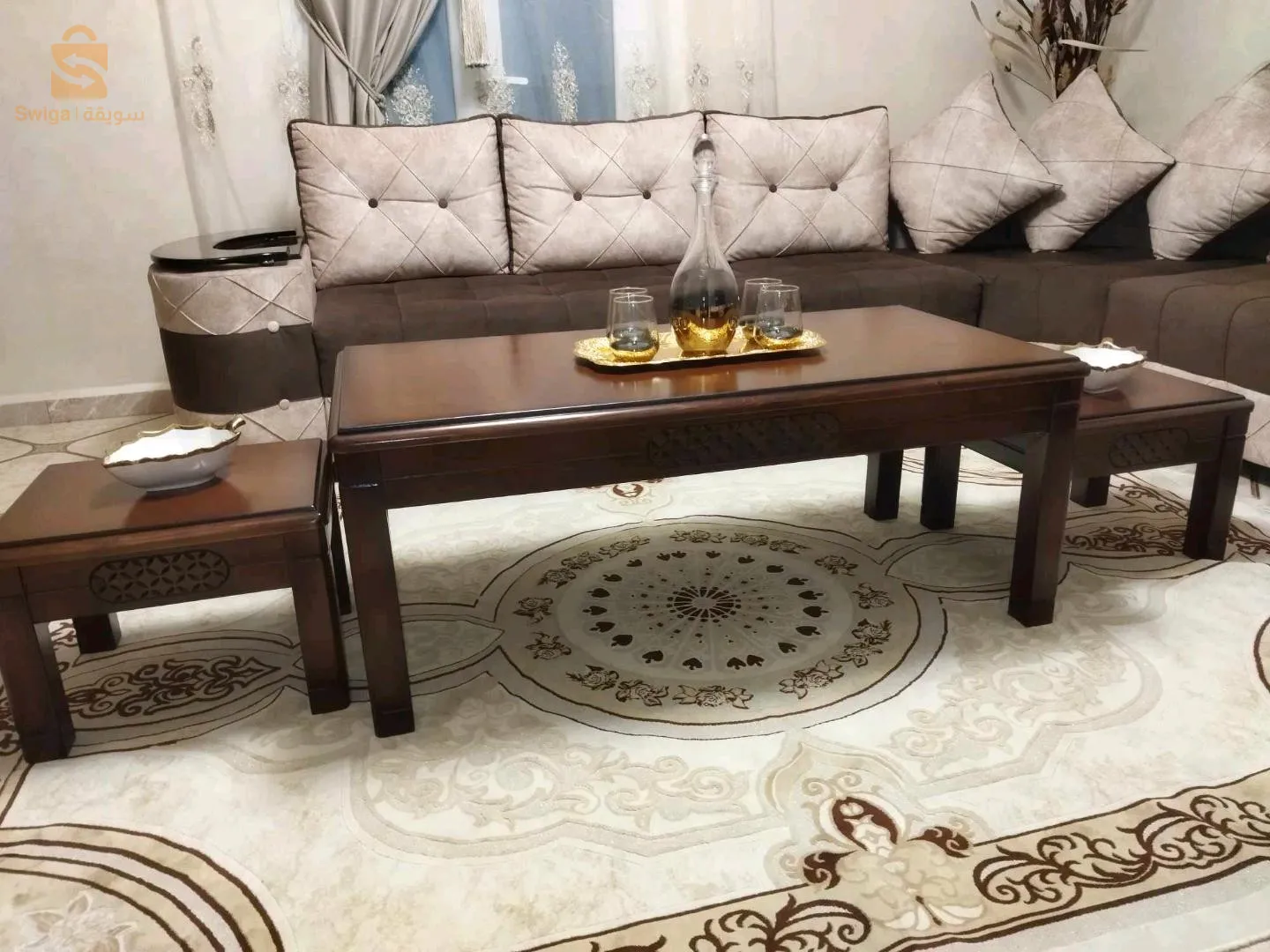 table de base plus deux tables gigognes