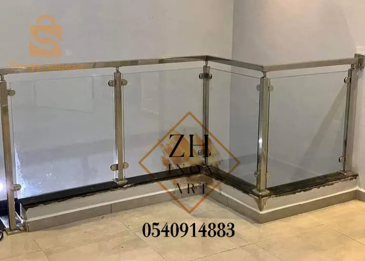 ✔️  Railing (rampe d'escalier) in various shapes and types  
✔️ Body protection (garde-corps) on balconies and roofs in different shapes and types