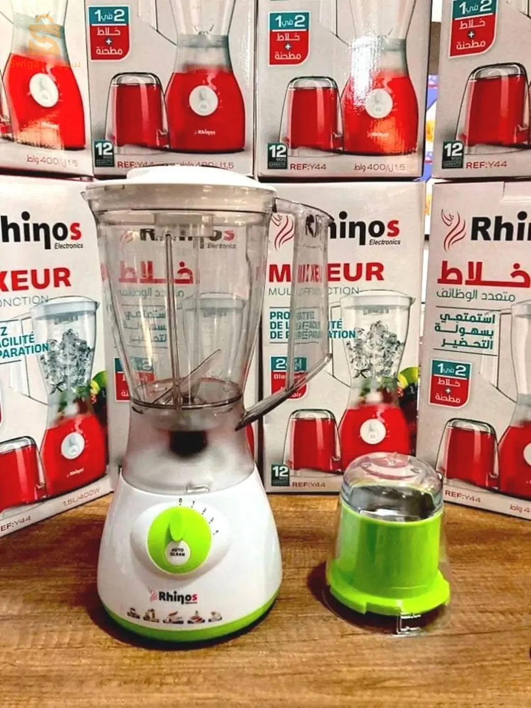 خلاط الخضر والفواكه والثوابل والمكسرات