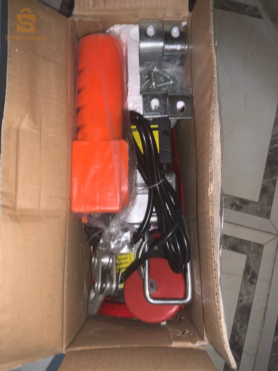 monte charge 250kg 30m