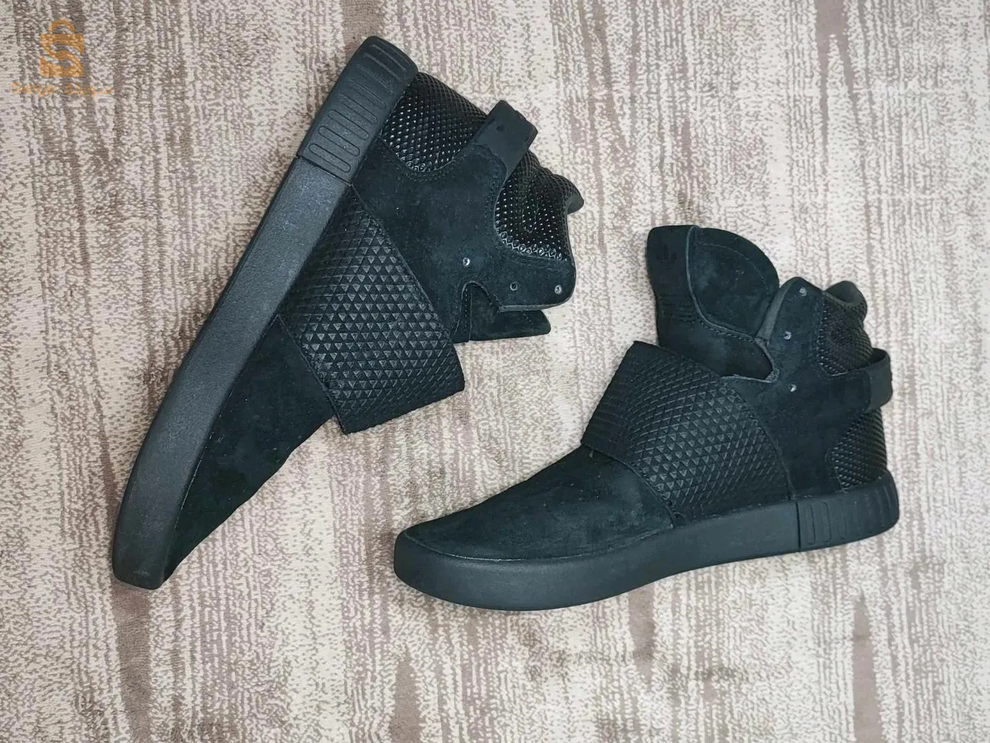 Adidas tubular 42.5 original 🇬🇧