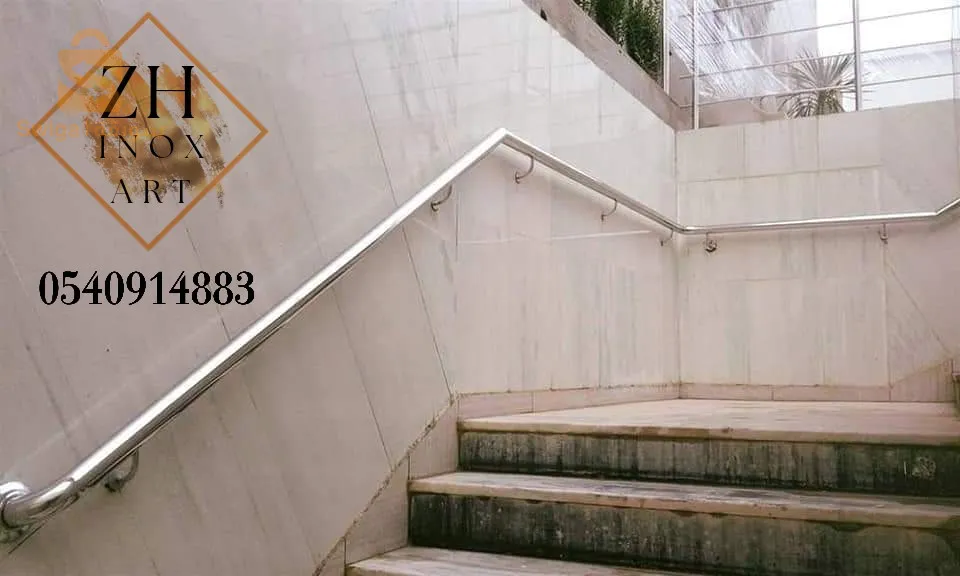 ✔️  Railing (rampe d'escalier) in various shapes and types  
✔️ Body protection (garde-corps) on balconies and roofs in different shapes and types