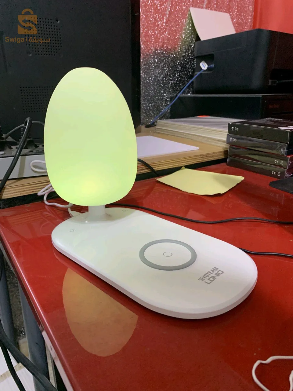 شاحن بدون وصل مع فيوزة متعددة الاستخدامات وأضواء LED