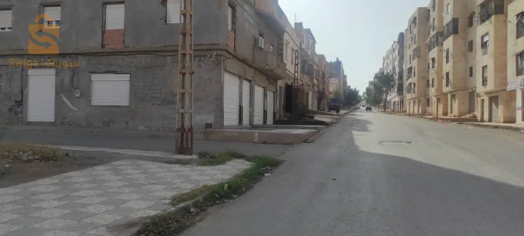 location espace commercial et 1 etage